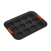 Non-stick Metal Bakeware 12-Cup Heart Cakelet Pan